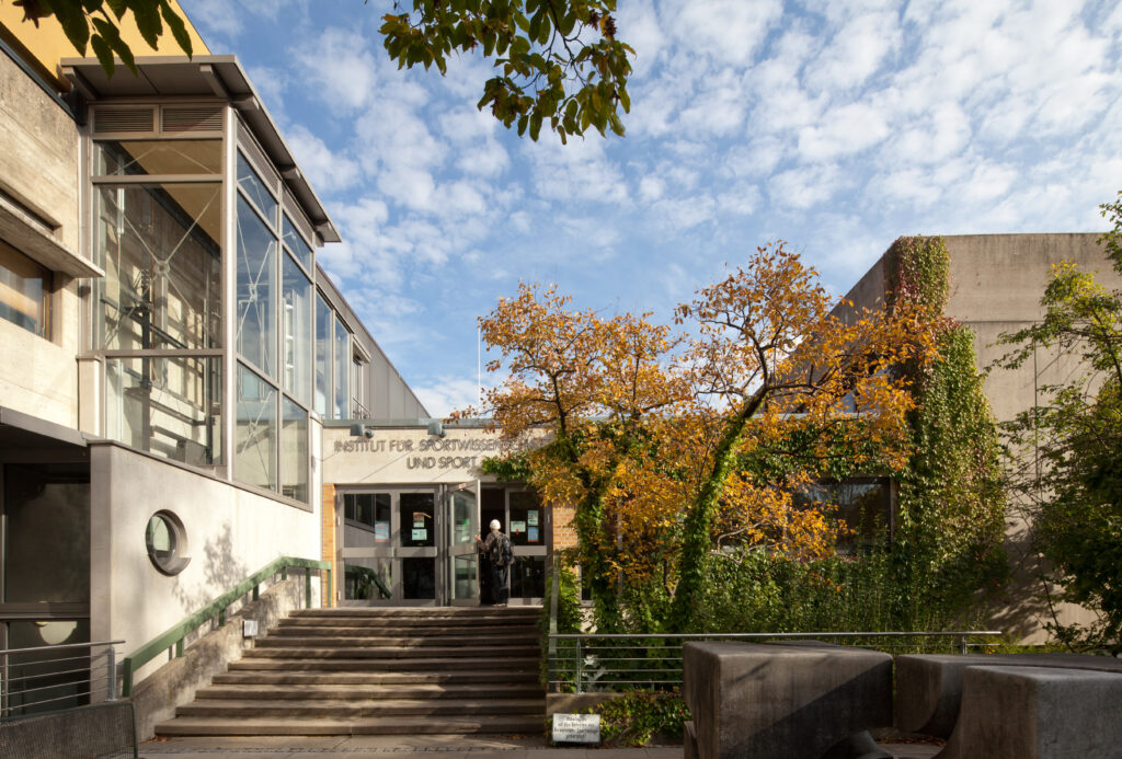 Gebäude Sportzentrum Friedrich-Alexander-Universität Erlangen Nürnberg